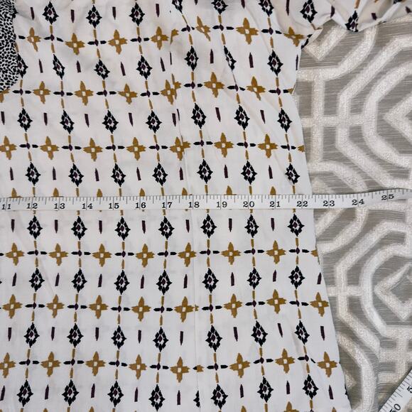 DR2 Women’s Top XL NWT Geometric Pattern Blouse Stretchy Lightweight Casual Top - Picture 5 of 8